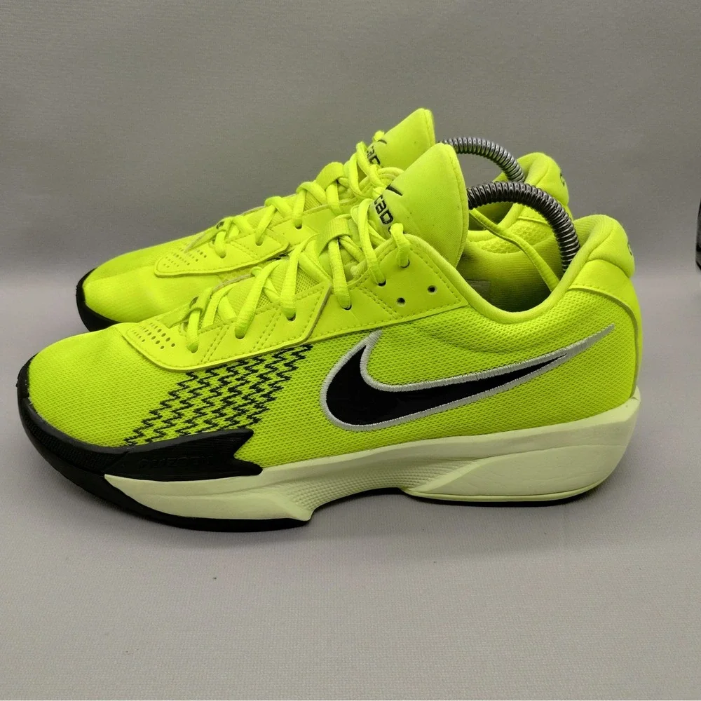 Nike Air Zoom GT Cut Academy Volt Black Mens Basketball Shoes Size 8.5 Sneakers